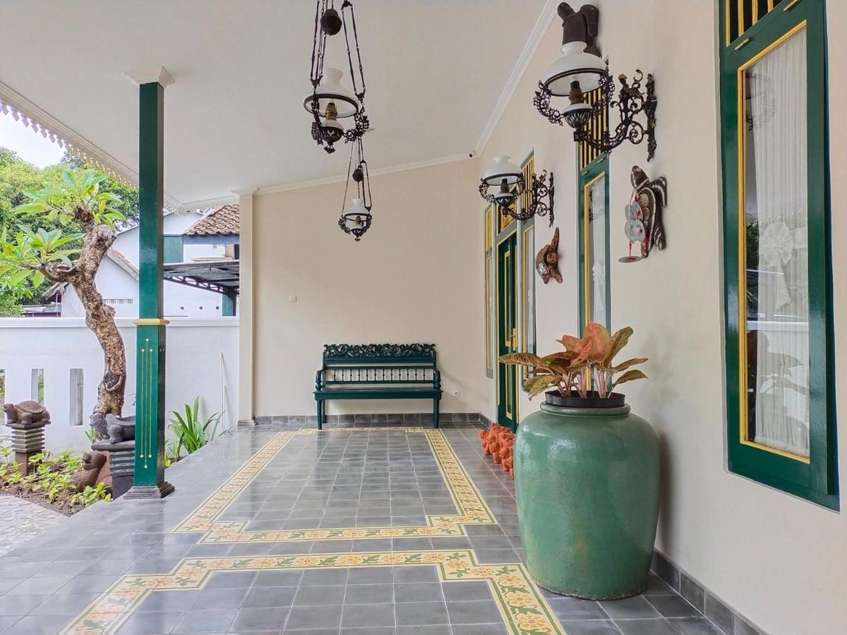 Omah Kura 1 Hotel Jogjakarta Buitenkant foto